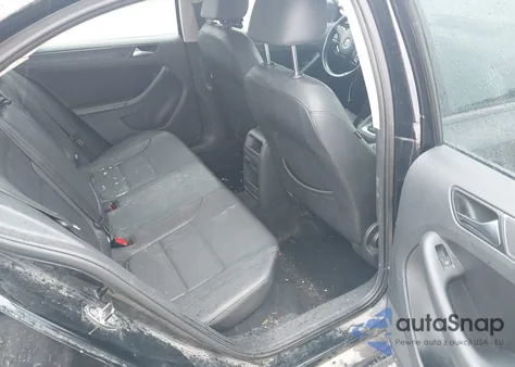 2012 Volkswagen Jetta 2.5L Se z USA, uszkodzony, nr VIN 3VWDX7AJ0CM324674